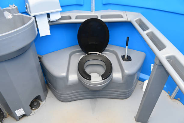 Portable Toilet Options We Offer in Munfordville, KY